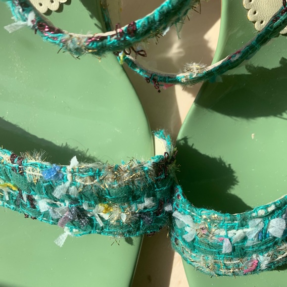 Beautiful sandals - Picture 4 of 5